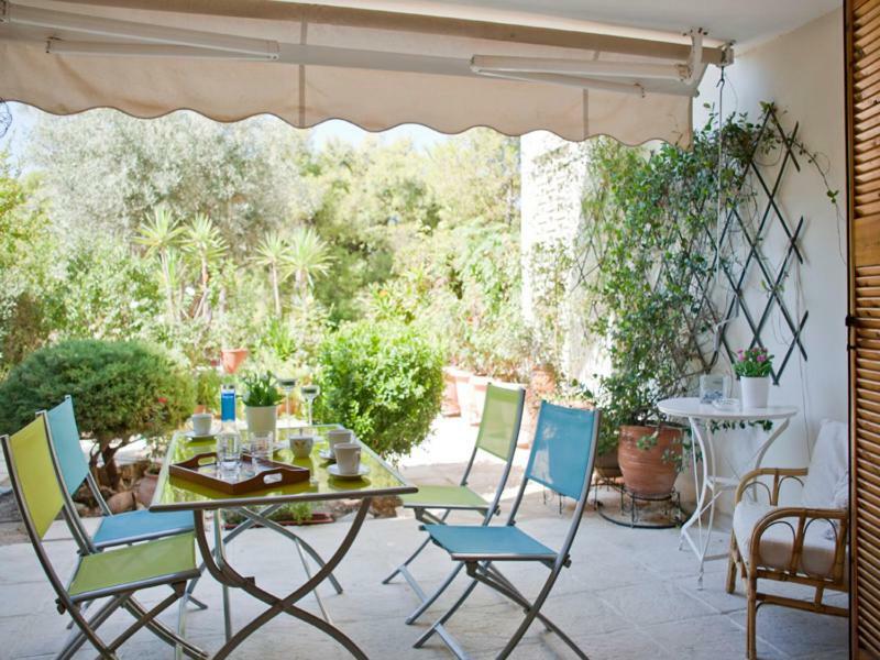 Comfortable garden Apt near Vouliagmeni beach Athen Eksteriør bilde