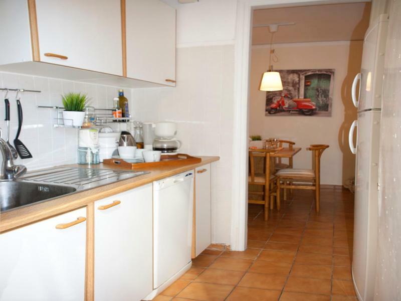 Comfortable garden Apt near Vouliagmeni beach Athen Eksteriør bilde