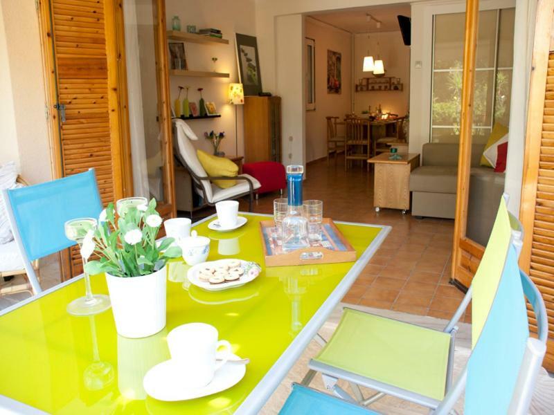 Comfortable garden Apt near Vouliagmeni beach Athen Eksteriør bilde