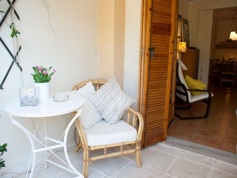 Comfortable garden Apt near Vouliagmeni beach Athen Eksteriør bilde